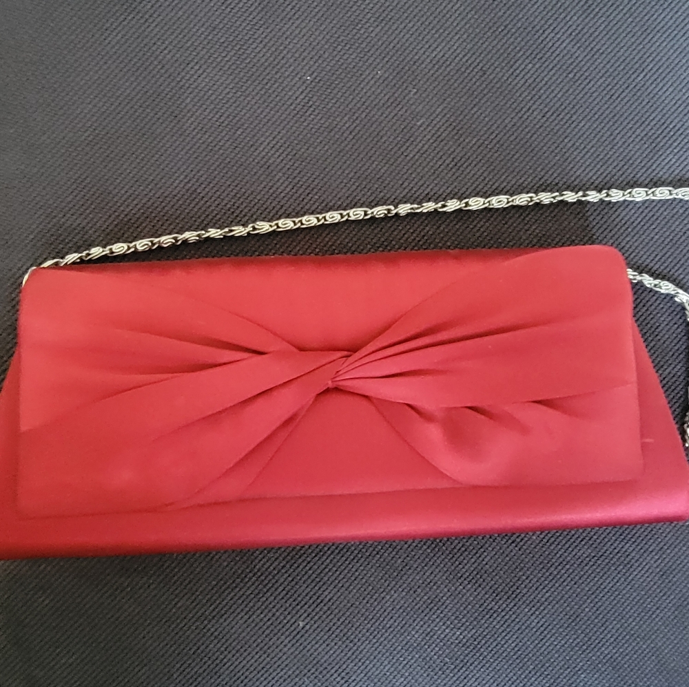 Red Clutch